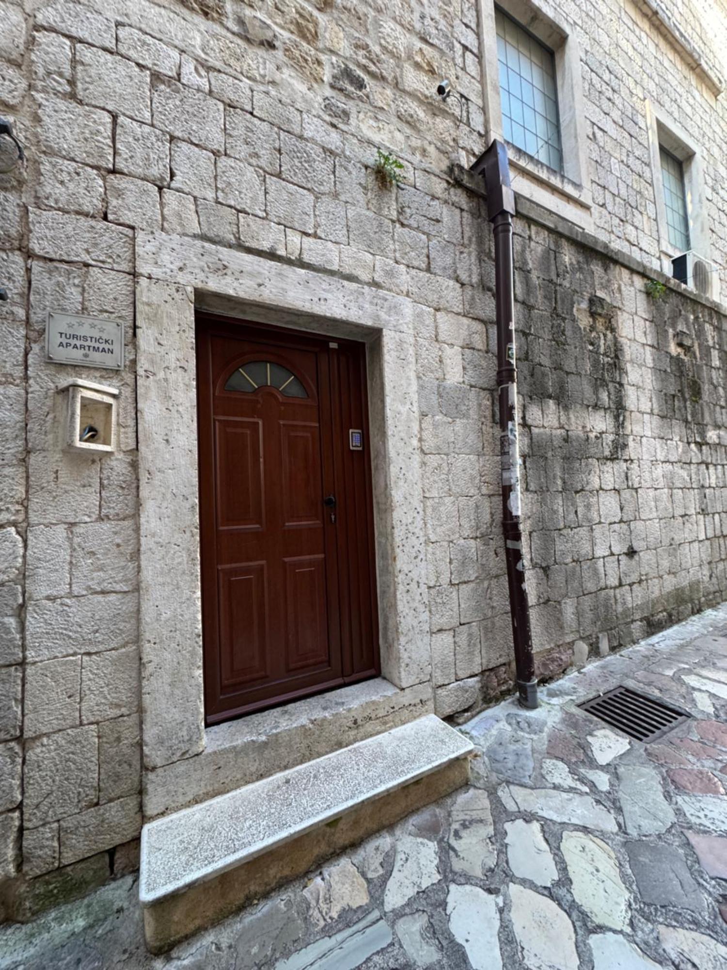 Vita Mundo Hotel Kotor Extérieur photo